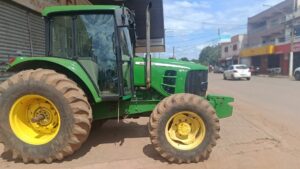 Simone Almeida Martins comemora recuperação de mais um trator furtado de propriedade na Bahia