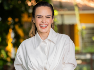 Ana Paula Renault estreia no “Saia Justa” e pode conquistar vaga fixa no programa