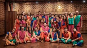 Em projeto inédito, Grupo Mosaico dedica espetáculo coral à obra de Cartola no Teatro Baccarelli
